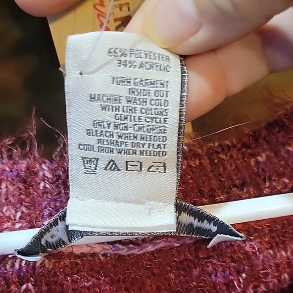 American Rag Red Chunky Knit Crew Neck Sweater - Picture 5 of 7